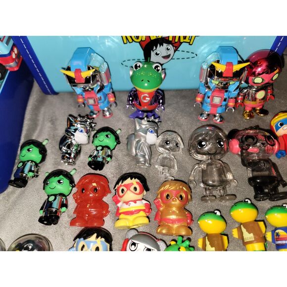 RYAN'S World HUGH LOT (179 pieces) 2 Cases Road TRIP RARE Large Mini Assorted - Picture 6 of 14